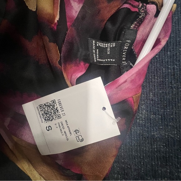Forever 21 Abstract print Mesh Midi Dress - Picture 2 of 8